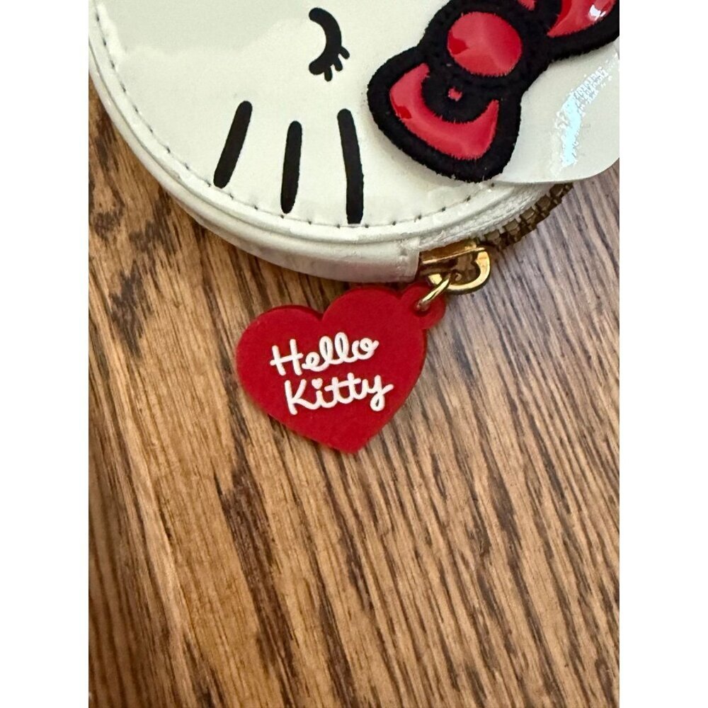 NWOT - Hello Kitty Coin Pouch - Picture 3 of 11